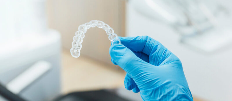 paene-taender-med-invisalign-behandling