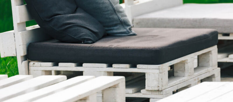 faa-en-pallesofa-i-din-man-cave