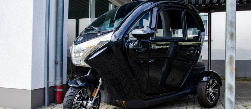 vaer-godt-koerende-med-en-el-scooter