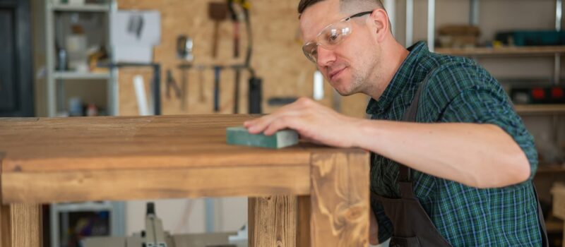 skab-med-haenderne-diy-traeprojekter-der-giver-vaerdi